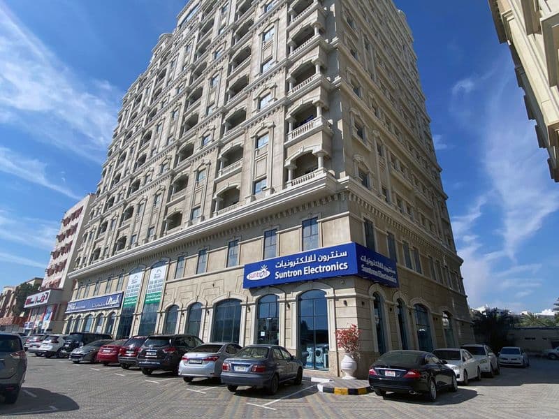 B+G+M+9 Building