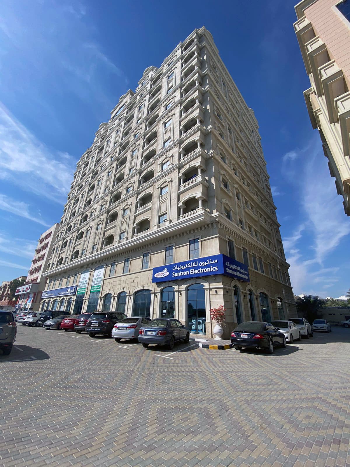 B+G+M+9 Building
